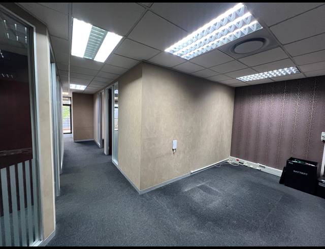 120M² OFFICE FOR SALE IN UMHLANGA RIDGE